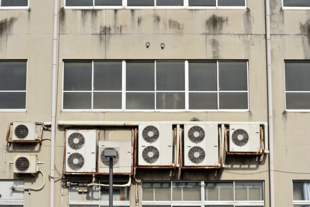 工場内のエアコン管理 - 生産性向上と快適な労働環境の確保